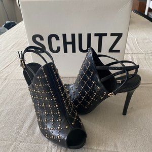 NIB Schutz Black Leather Gold Studded Heels Sz 9